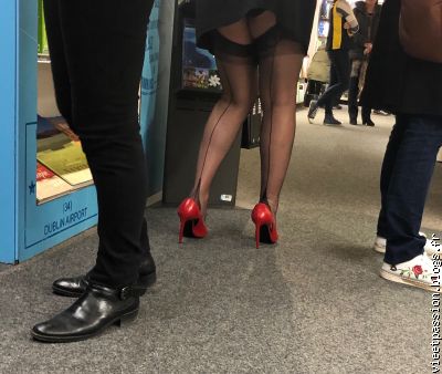 Petit tour &agrave; la librairie, difficile de chercher un livre en bas