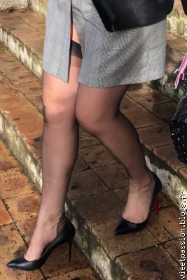 Le souci des robes portefeuilles, mais tellement classe!